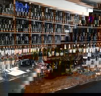 Dell'uva Wines - Dalby Accommodation