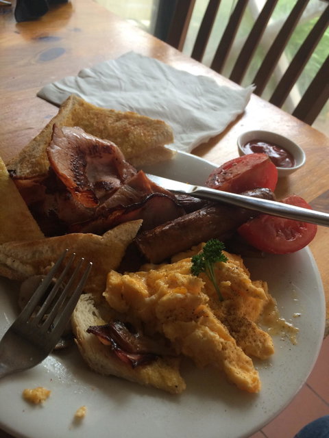 Pomegranate Cottage Coffee Shop - Dalby Accommodation 4