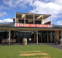Tavern on Turton - Dalby Accommodation