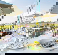 Upstairs at Hollick - Dalby Accommodation