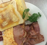 Coolum Seafoods - Dalby Accommodation