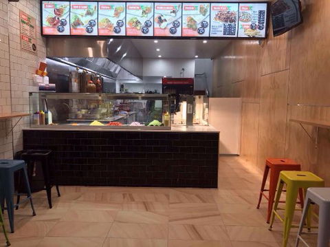 Valley Kebab Shop - Dalby Accommodation 0