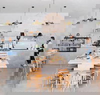 Nude Sisters Whole Food Kitchen - Dalby Accommodation