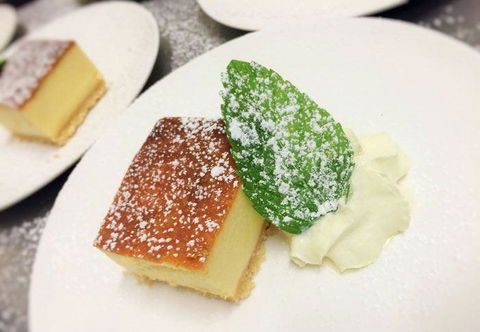 Hatters Tea House - Dalby Accommodation 10