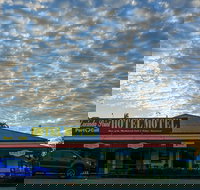 Lucinda Point Hotel Motel Restaurant - Dalby Accommodation