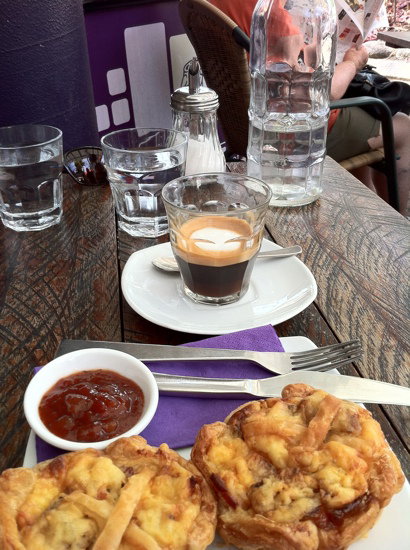 Whileaway Bookshop & Cafe - Dalby Accommodation 6