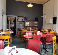 The Old Raffles Place - Dalby Accommodation