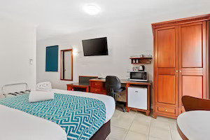 The Coffee House Apartments & Bistro - Dalby Accommodation 2