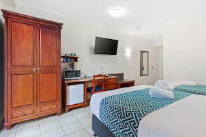 The Coffee House Apartments & Bistro - Dalby Accommodation 6