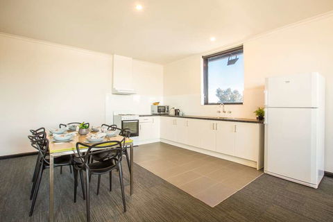 Nightcap at St Albans Hotel - Dalby Accommodation 7