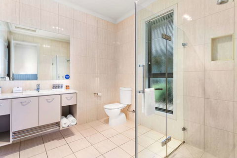 Quality Suites Point Cook Seasons 5 - Dalby Accommodation 9