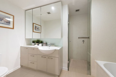 DPC New Quay - Dalby Accommodation 5