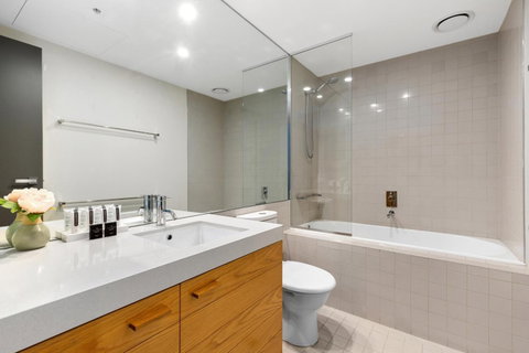 DPC New Quay - Dalby Accommodation 7