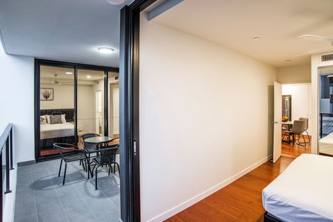 Arise Atlas - Dalby Accommodation 4