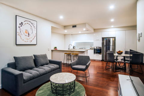 Arise Atlas - Dalby Accommodation 5