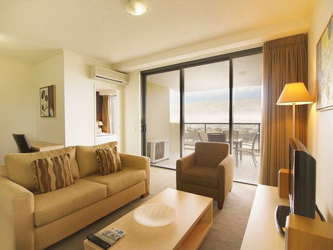 Oaks 212 Margaret - Dalby Accommodation 3