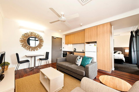 St Catherine's on Park - Dalby Accommodation 5