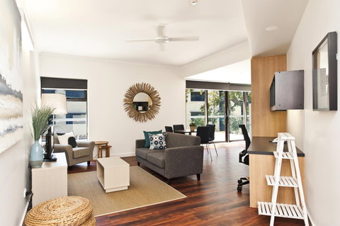 St Catherine's on Park - Dalby Accommodation 11