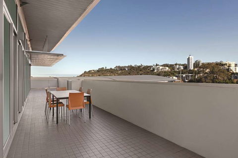 Adina Apartment Hotel Perth - Dalby Accommodation 8
