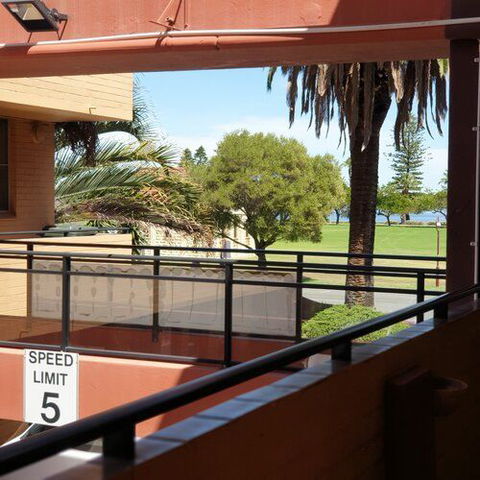 City Waters - Dalby Accommodation 1