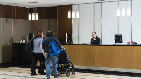 Crowne Plaza Canberra - Dalby Accommodation 3