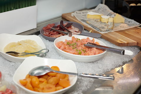 Crowne Plaza Canberra - Dalby Accommodation 12