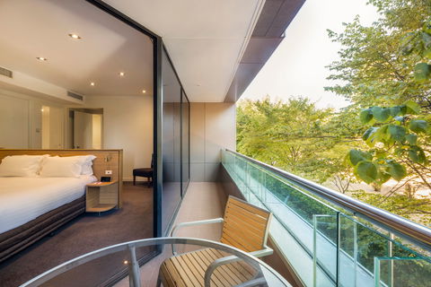 Crowne Plaza Canberra - Dalby Accommodation 14