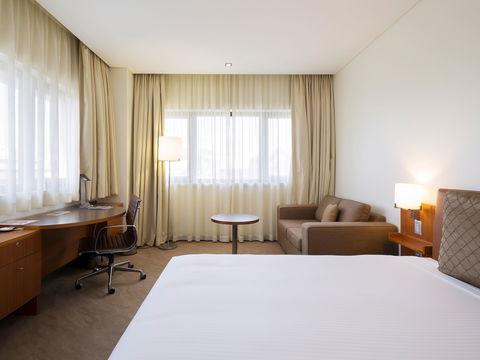 Novotel Canberra - Dalby Accommodation 4