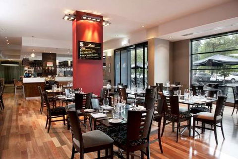 Mantra Hindmarsh Square - Dalby Accommodation 2