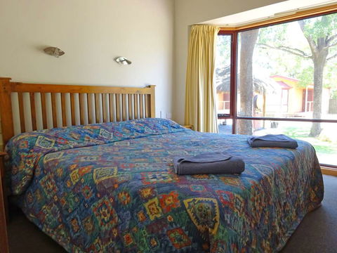 Adelaide Caravan Park - Dalby Accommodation 4