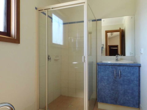 Adelaide Caravan Park - Dalby Accommodation 5