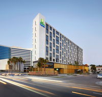 Holiday Inn Express Sydney Airport - Dalby Accommodation