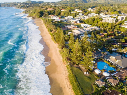 Nautilus Beachfront Villas & Spa - Dalby Accommodation 0