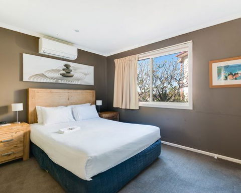 Aqualuna Beach Resort - Dalby Accommodation 2