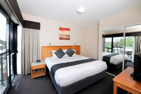 Assured Ascot Quays Apartment Hotel - Dalby Accommodation 2