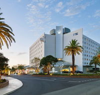 Crown Promenade Perth - Dalby Accommodation