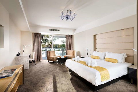 Swan River Hotel - Dalby Accommodation 2