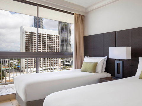 Breakfree Imperial Surf - Dalby Accommodation 11