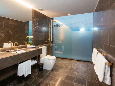 Eatons Hill Hotel - Dalby Accommodation 2