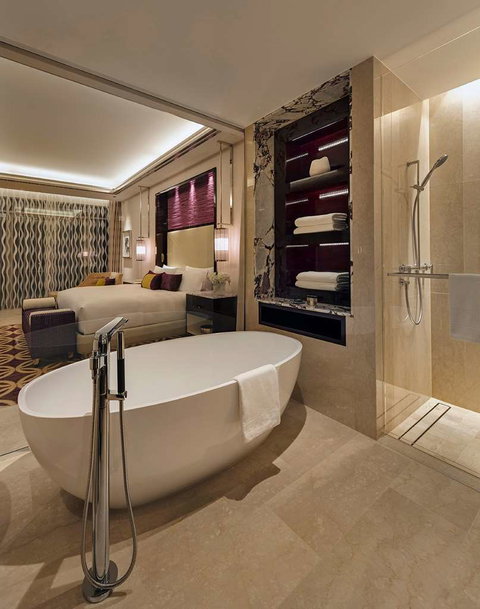 The Darling Gold Coast - Dalby Accommodation 7