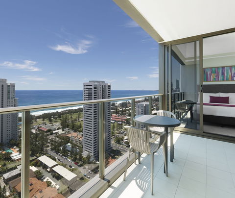 Avani Broadbeach Residences - Dalby Accommodation 4
