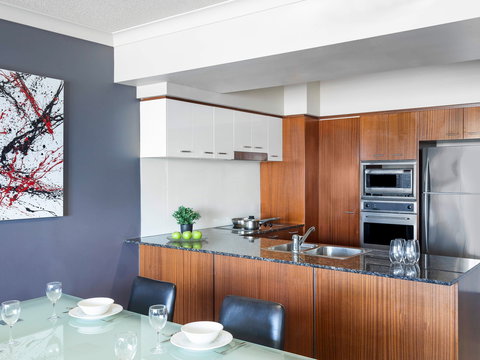 Mantra Towers of Chevron Surfers - Dalby Accommodation 11