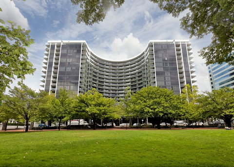 Astra Canberra Manhattan - Dalby Accommodation 0