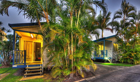Alex Beach Cabins & Tourist Park - Dalby Accommodation 0