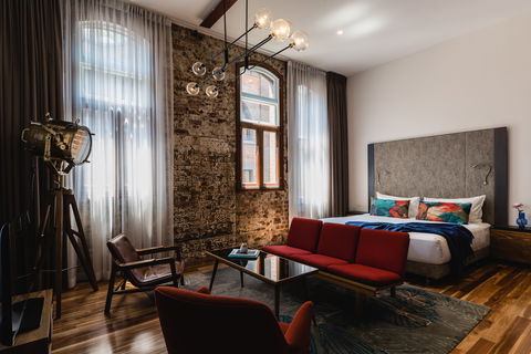 The Old Clare Hotel - Dalby Accommodation 12