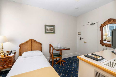 Castlereagh Boutique Hotel, Ascend - Dalby Accommodation 3