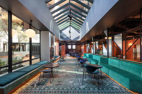 Amora Hotel Riverwalk Melbourne - Dalby Accommodation 4