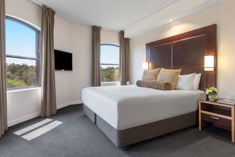 Amora Hotel Riverwalk Melbourne - Dalby Accommodation 11