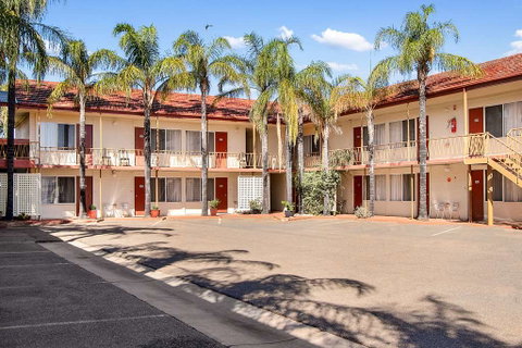 Econo Lodge Griffith Motor Inn - Dalby Accommodation 2