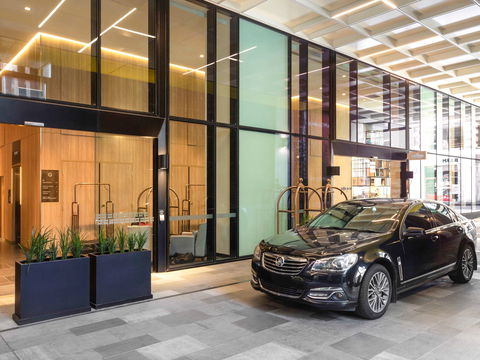 Novotel Melbourne Central - Dalby Accommodation 1